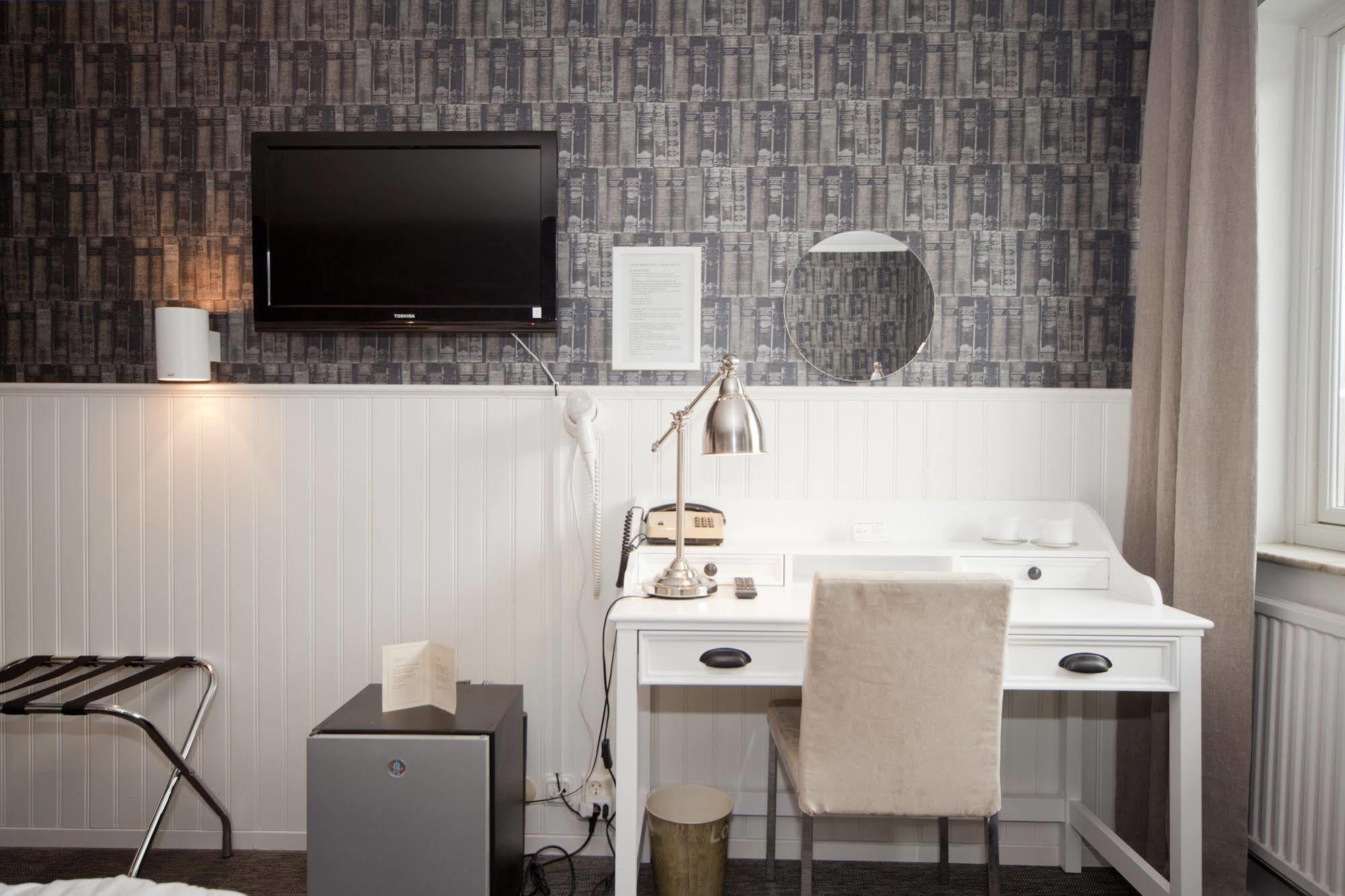 Lages Motel Borås Εξωτερικό φωτογραφία